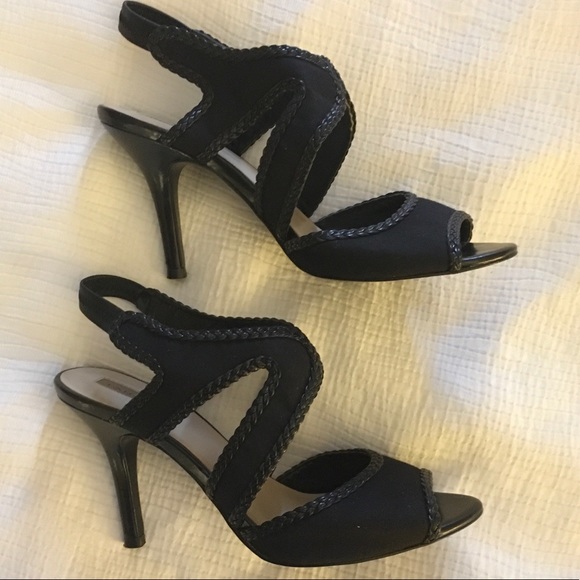 Tahari "Lauren" Peep Toe (8) - Picture 3 of 6